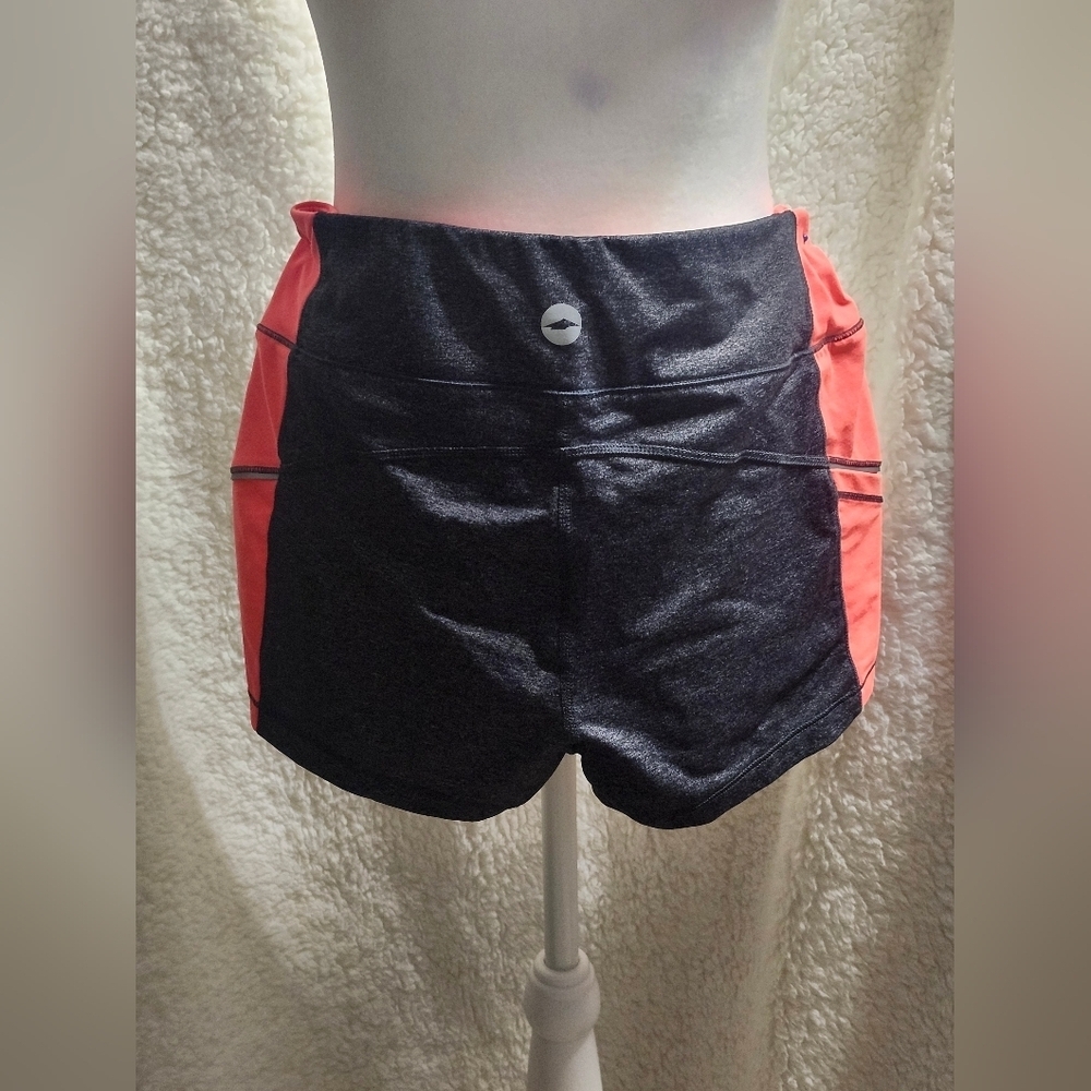 Avia Black and Pink Athletic Shorts Lightweight Design Size: M - Picture 2 of 4
